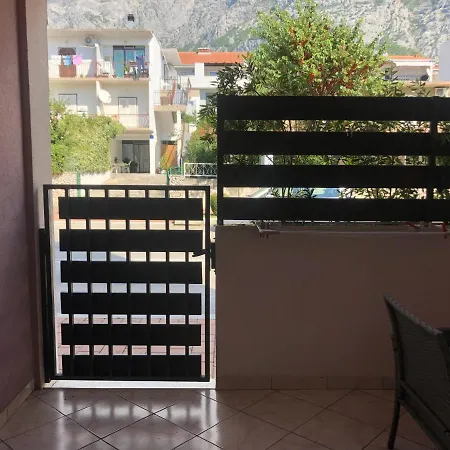 Apartman Toni * Makarska