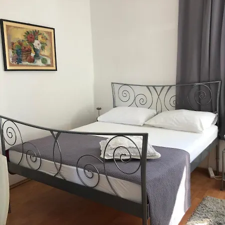 Toni Apartment Makarska