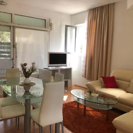 Apartment Apartman Toni